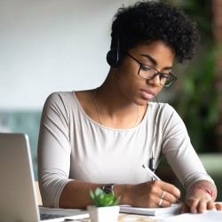 copy of Améliorer votre estime de soi et retrouvez votre potentiel • Bien être et cristaux